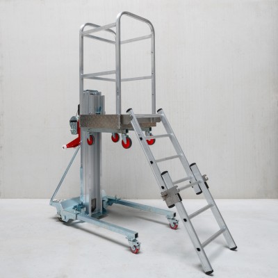 Material lift with workplatform – PL200